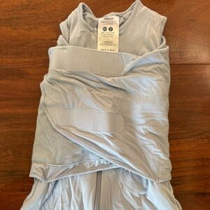 HALO Light Blue SleepSack Swaddle with Front Zipper
